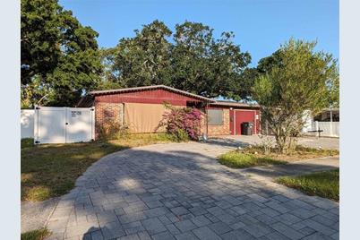 5619 Gateway Drive, Tampa, FL 33615 - Photo 1