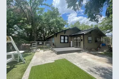 1011 N Wills Street, Plant City, FL 33563 - Photo 1