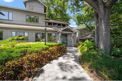 915 Chestnut Street, Clearwater, FL 33756 - Photo 1