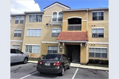 18001 Richmond Place Drive #1221, Tampa, FL 33647 - Photo 1