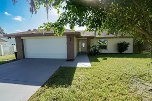 3422 29th St E, Bradenton, FL 34208 - Photo 1