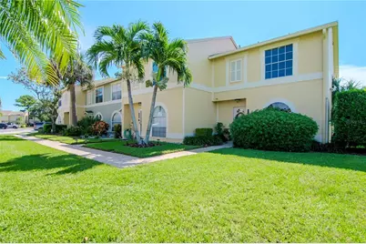 1532 Chateaux De Ville Court, Clearwater, FL 33764 - Photo 1