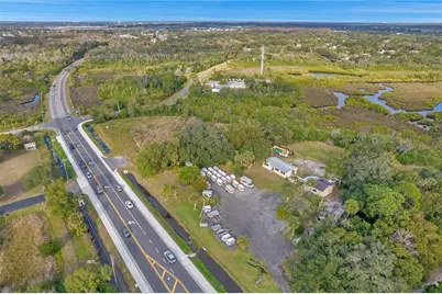 1322 N Pinellas Avenue, Tarpon Springs, FL 34689 - Photo 1