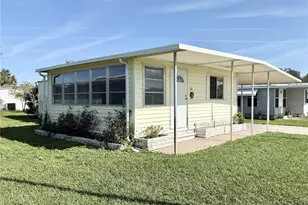 34649 Petunia Pl, Zephyrhills, FL 33541 - Photo 1