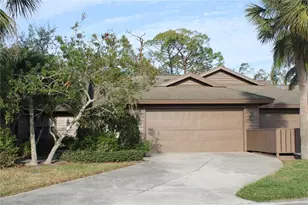 7108 St Andrews Ln, Sarasota, FL 34243 - Photo 1