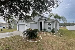 7533 Merchantville Cir, Zephyrhills, FL 33540 - Photo 1