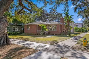 930 15th Ave N, Saint Petersburg, FL 33704 - Photo 1