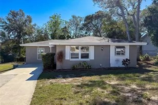 1116 E Boyer St, Tarpon Springs, FL 34689 - Photo 1