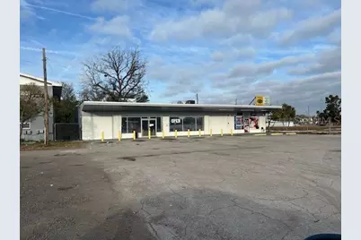 625 S Collins Street, Plant City, FL 33563 - Photo 1