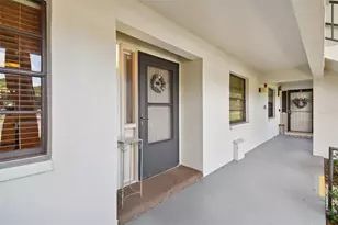 1601 43rd Street N, Saint Petersburg, FL 33713 - Photo 1