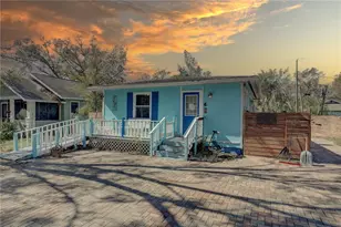 6532 30th St N, Saint Petersburg, FL 33702 - Photo 1