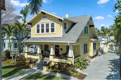 445 13th Avenue NE, Saint Petersburg, FL 33701 - Photo 1