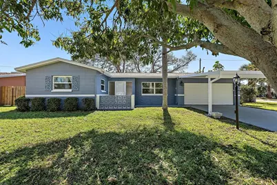 9862 48th Avenue N, Saint Petersburg, FL 33708 - Photo 1