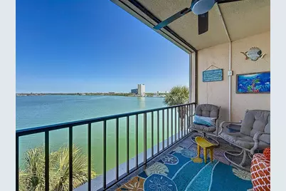 7665 Sun Island Drive S #401, South Pasadena, FL 33707 - Photo 1