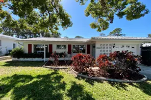 9082 141st Street, Seminole, FL 33776 - Photo 1