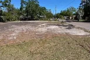 4901 Haines Rd N, Saint Petersburg, FL 33714 - Photo 1