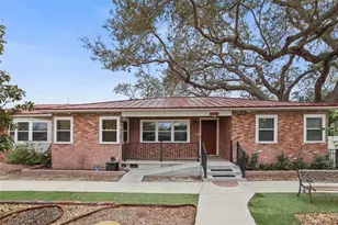 5010 45th Ave N, Saint Petersburg, FL 33709 - Photo 1