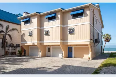 12512 1st Street W #2, Treasure Island, FL 33706 - Photo 1