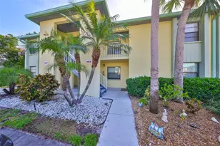 6123 113th St, Seminole, FL 33772 - Photo 1