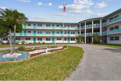 1900 59th Avenue N #108, Saint Petersburg, FL 33714 - Photo 1