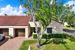 8810 41st St N, Pinellas Park, FL 33782 - Photo 1