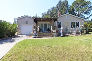 2132 40th Ave N, Saint Petersburg, FL 33714 - Photo 1