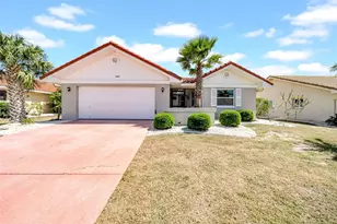 1969 Wolf Laurel Dr, Sun City Center, FL 33573 - Photo 1