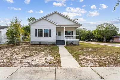4568 18th Avenue S, Saint Petersburg, FL 33711 - Photo 1
