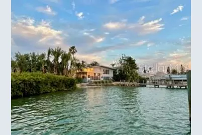 712 Sunset Cove, Madeira Beach, FL 33708 - Photo 1
