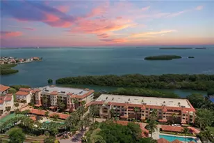 1695 Pinellas Bayway S, Saint Petersburg, FL 33715 - Photo 1