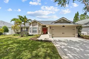 1077 Captains Way, Tarpon Springs, FL 34689 - Photo 1