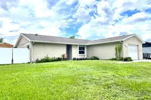 13924 Pathfinder Dr, Tampa, FL 33625 - Photo 1