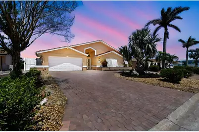 17 Bellevue Drive, Treasure Island, FL 33706 - Photo 1