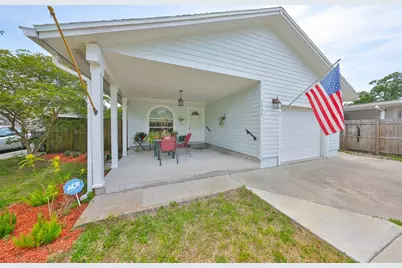 3042 57th Avenue N, Saint Petersburg, FL 33714 - Photo 1
