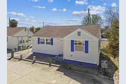 101 146th Avenue, Madeira Beach, FL 33708 - Photo 1