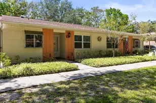 2212 Lark Cir W, Palm Harbor, FL 34684 - Photo 1