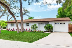 1700 25th St N, Saint Petersburg, FL 33713 - Photo 1