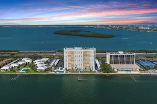 7200 Sunshine Skyway Ln S, Saint Petersburg, FL 33711 - Photo 1