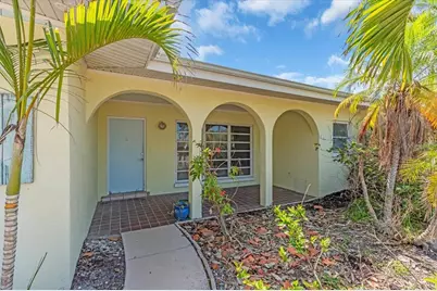 396 Avenida Madera, Sarasota, FL 34242 - Photo 1