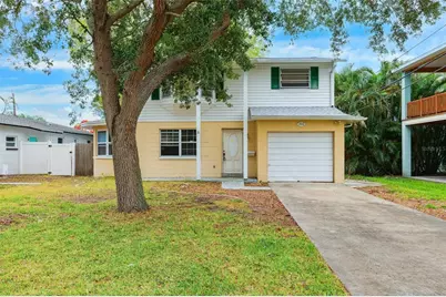 1810 Maryland Avenue NE, Saint Petersburg, FL 33703 - Photo 1