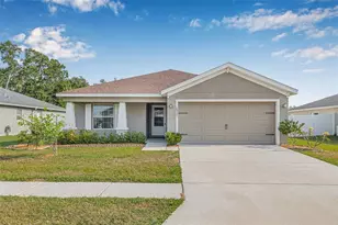 6937 Gideon Cir, Zephyrhills, FL 33541 - Photo 1