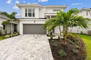 648 Allora Ave, Nokomis, FL 34275 - Photo 1