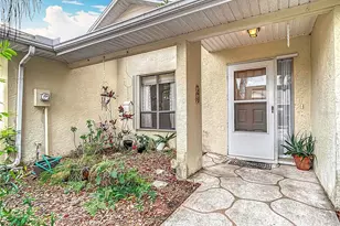 120 Colony S Dr, Tarpon Springs, FL 34689 - Photo 1