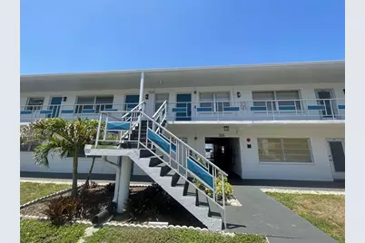 2011 58th Avenue N #20, Saint Petersburg, FL 33714 - Photo 1