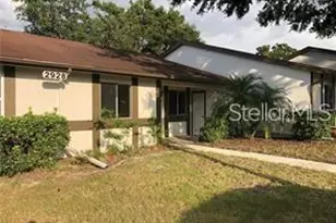 2928 Bancroft Cir E, Palm Harbor, FL 34683 - Photo 1