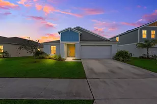5933 Slate Rock Dr, Lakeland, FL 33811 - Photo 1
