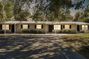 404 Jackson St, Wildwood, FL 34785 - Photo 1