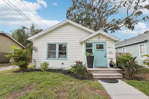 2015 3rd St S, Saint Petersburg, FL 33705 - Photo 1