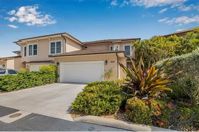 6627 Date Palm Avenue S, Saint Petersburg, FL 33707 - Photo 1