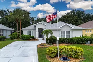 2121 Worthington Greens Dr, Sun City Center, FL 33573 - Photo 1